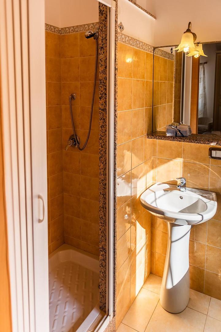 Sciuscia' Bed & Breakfast Alcamo Bagian luar foto